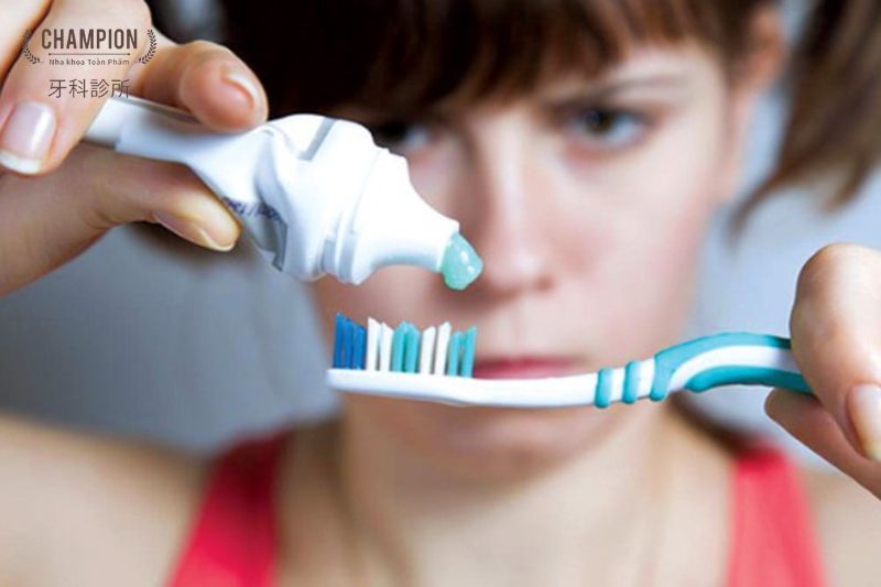 Nguyên nhân bạn cần đánh răng trước khi đi ngủ